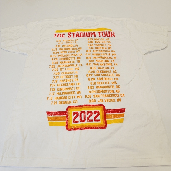 Motley Crue The Stadium Tour 2022 Official Merch Graphic Tee Size Large NEW! - Picture 7 of 8